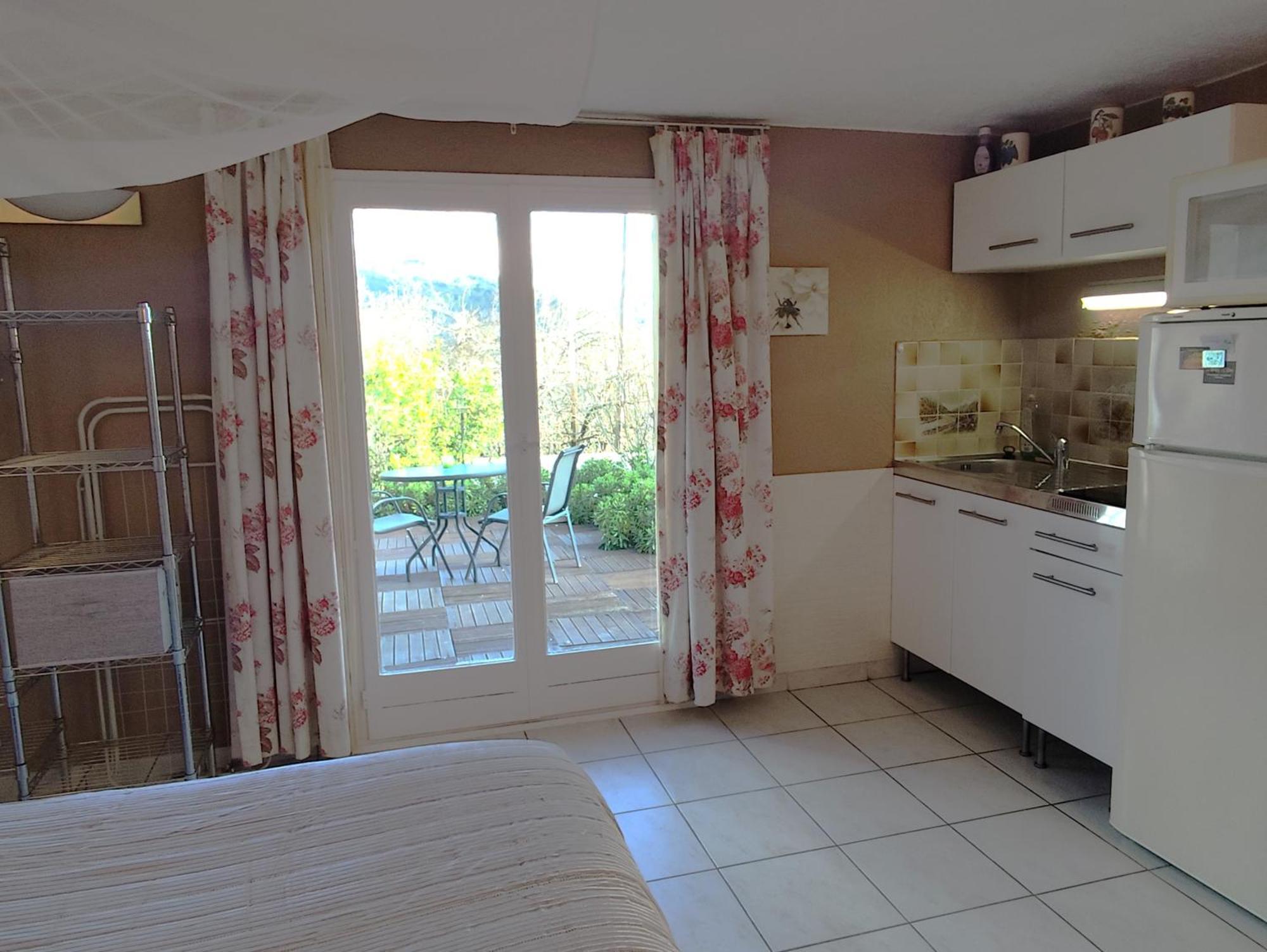 Studio Le Romantique A 20 Kms De Nice Bendéjun 外观 照片