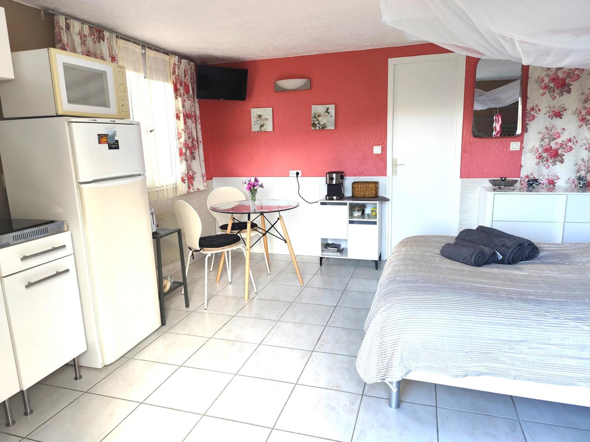 Studio Le Romantique A 20 Kms De Nice Bendéjun 外观 照片